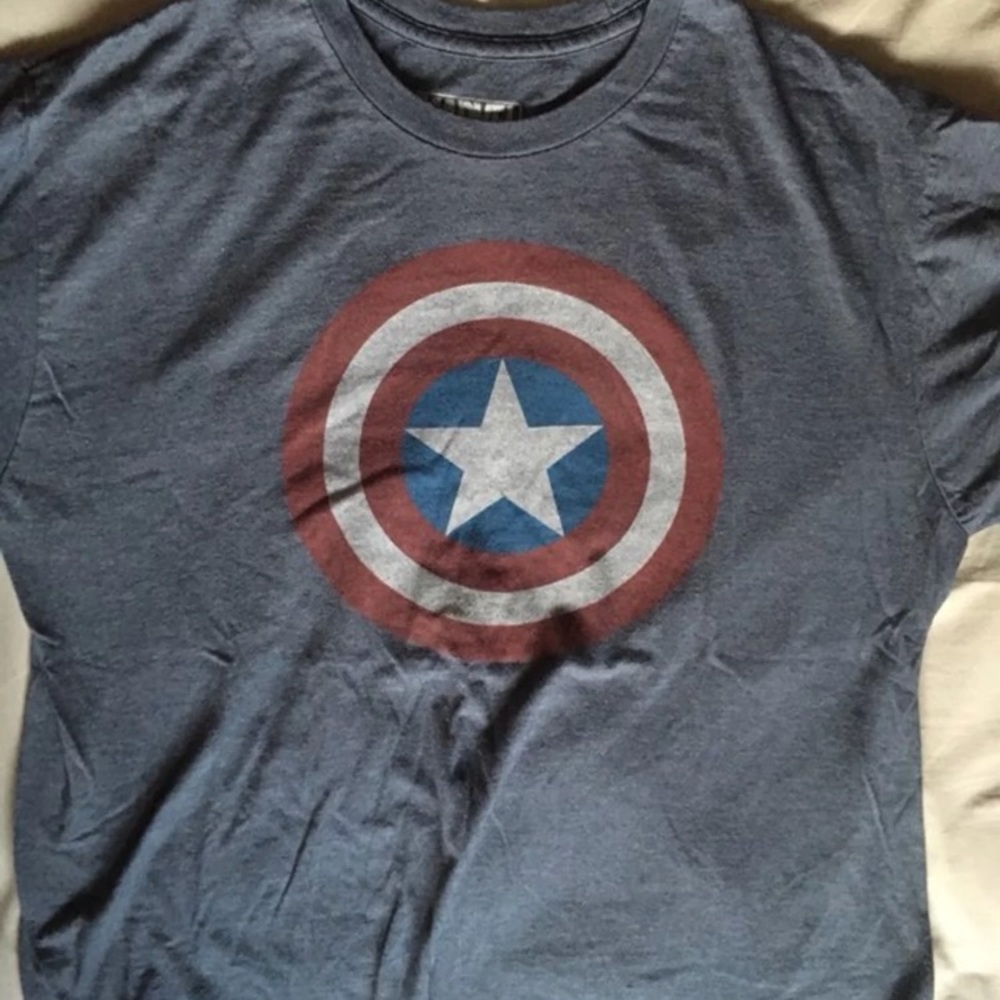 Captain America T-Shirt